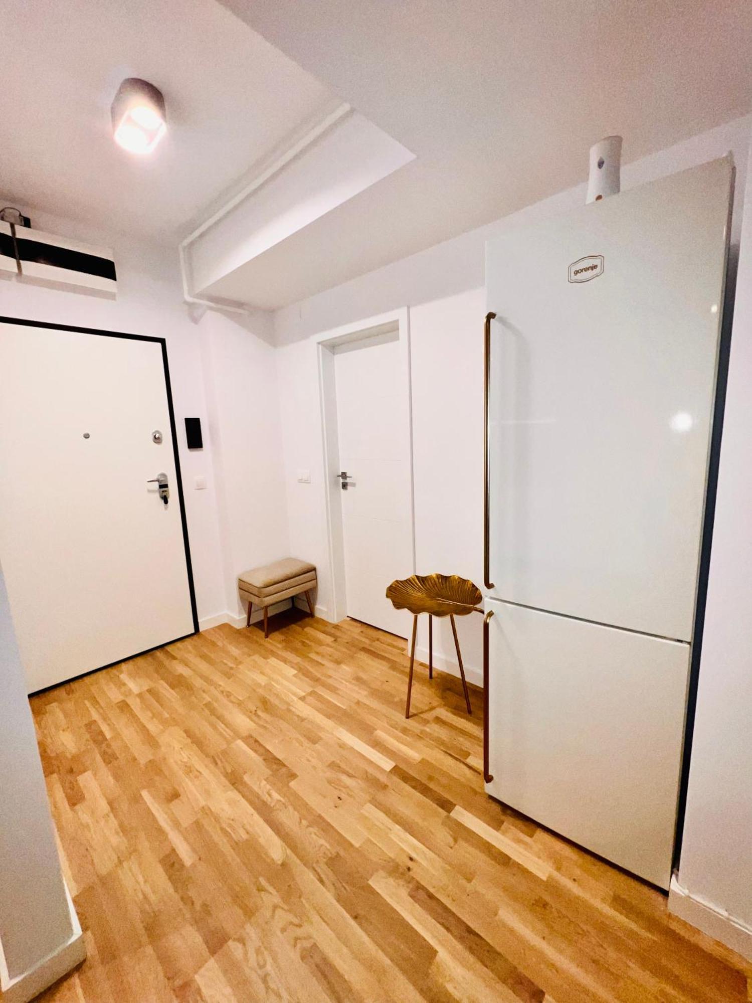 Cosy Stay Бухарест Экстерьер фото